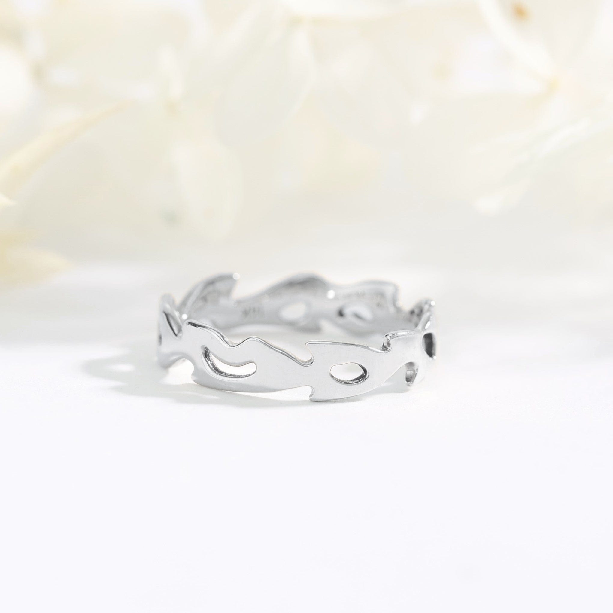 14k Gold Monstera Leaf Wedding Band - Vinny & Charles