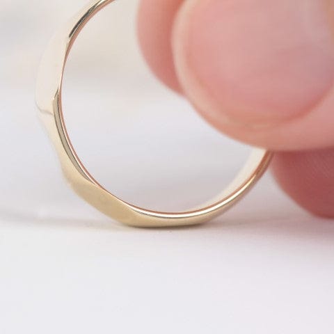 gents yellow gold faceted wedding band