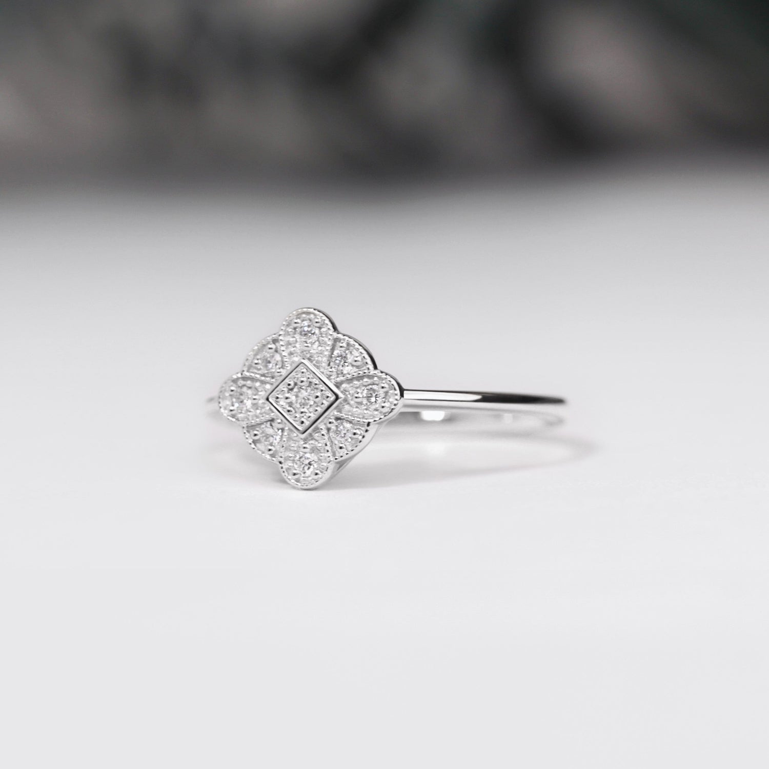 vintage style diamond engagement ring white gold