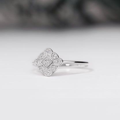 vintage style diamond engagement ring white gold