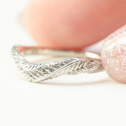 Foliage Leaf Wedding Ring - Vinny &amp; Charles